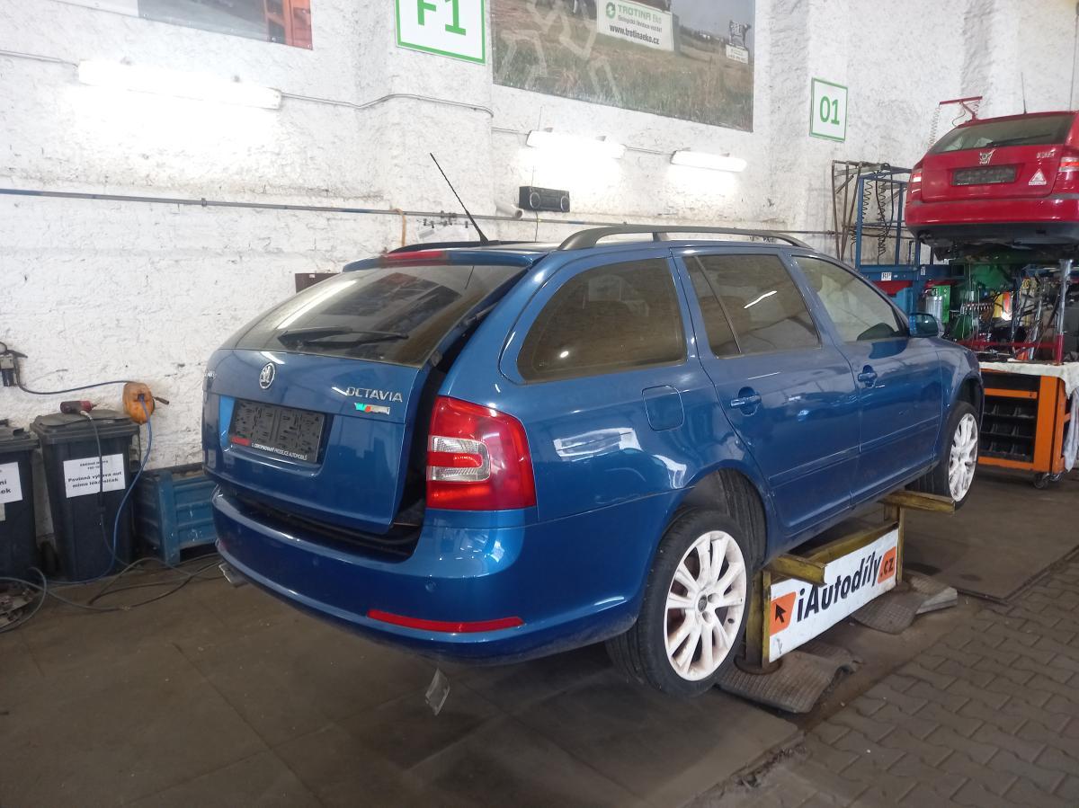 Řízení  ŠKODA OCTAVIA iAutodily 2