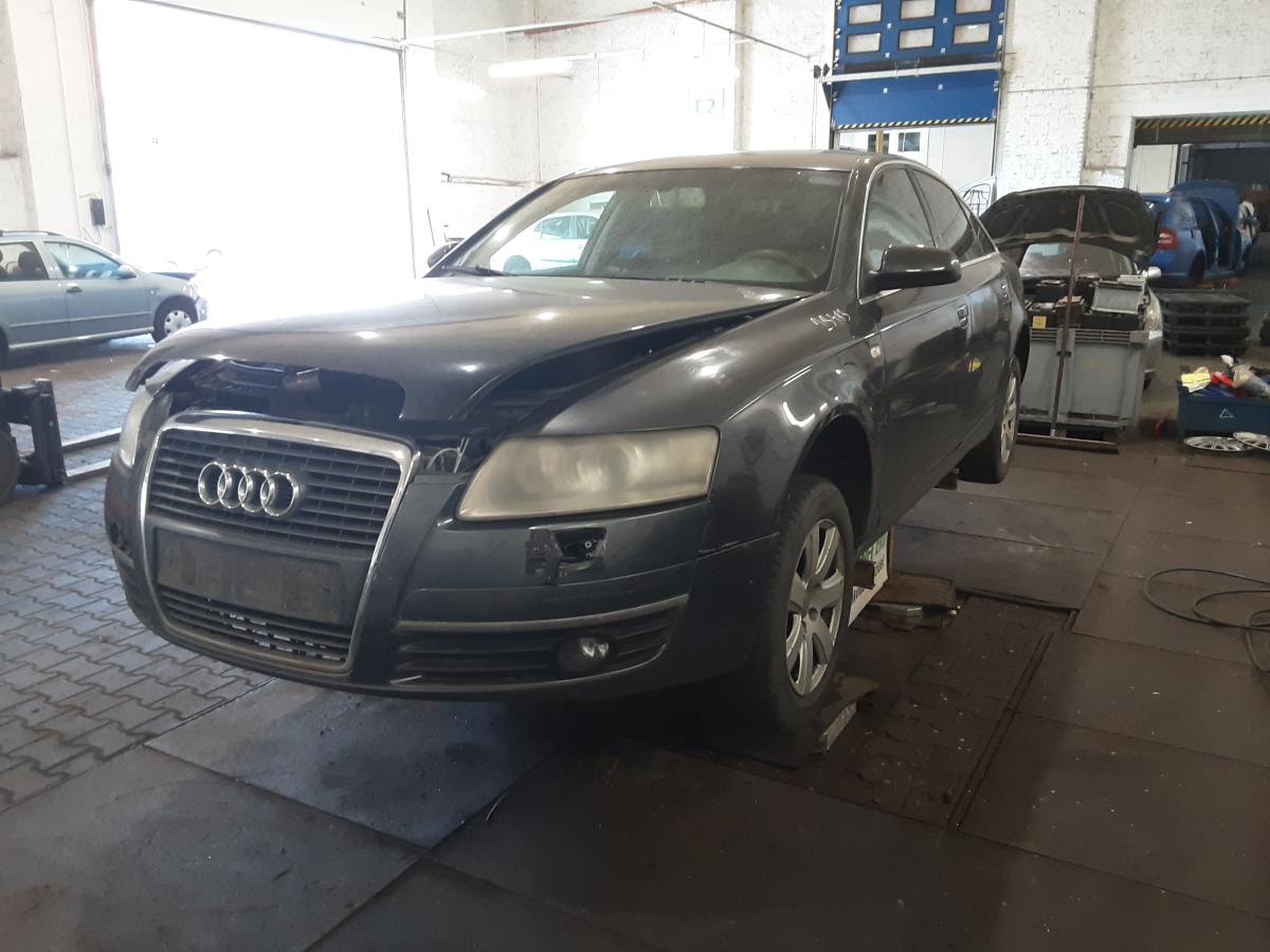 AUDI A6 2004