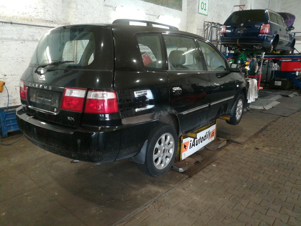 KIA CARENS 2004