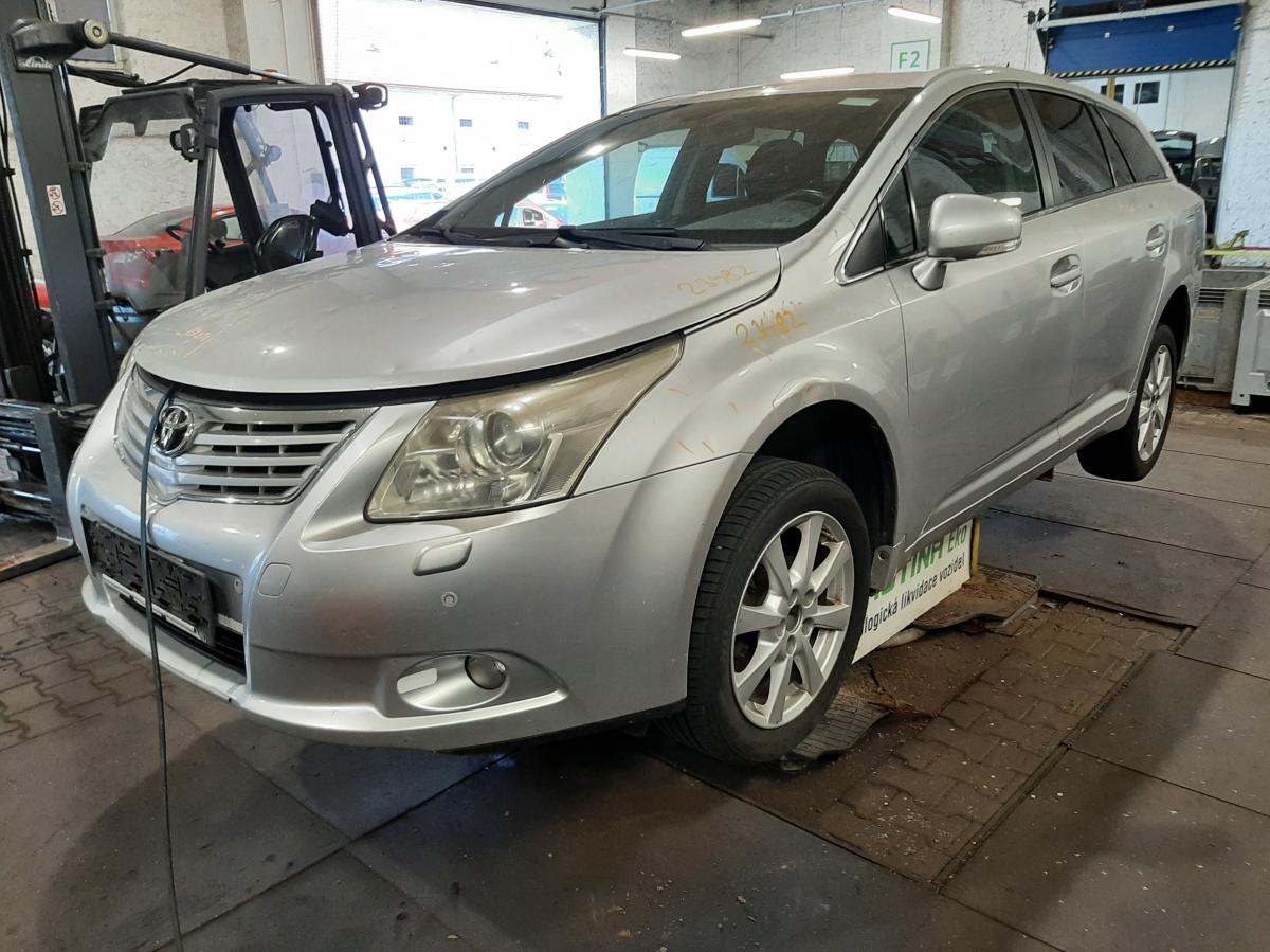 TOYOTA AVENSIS 2009