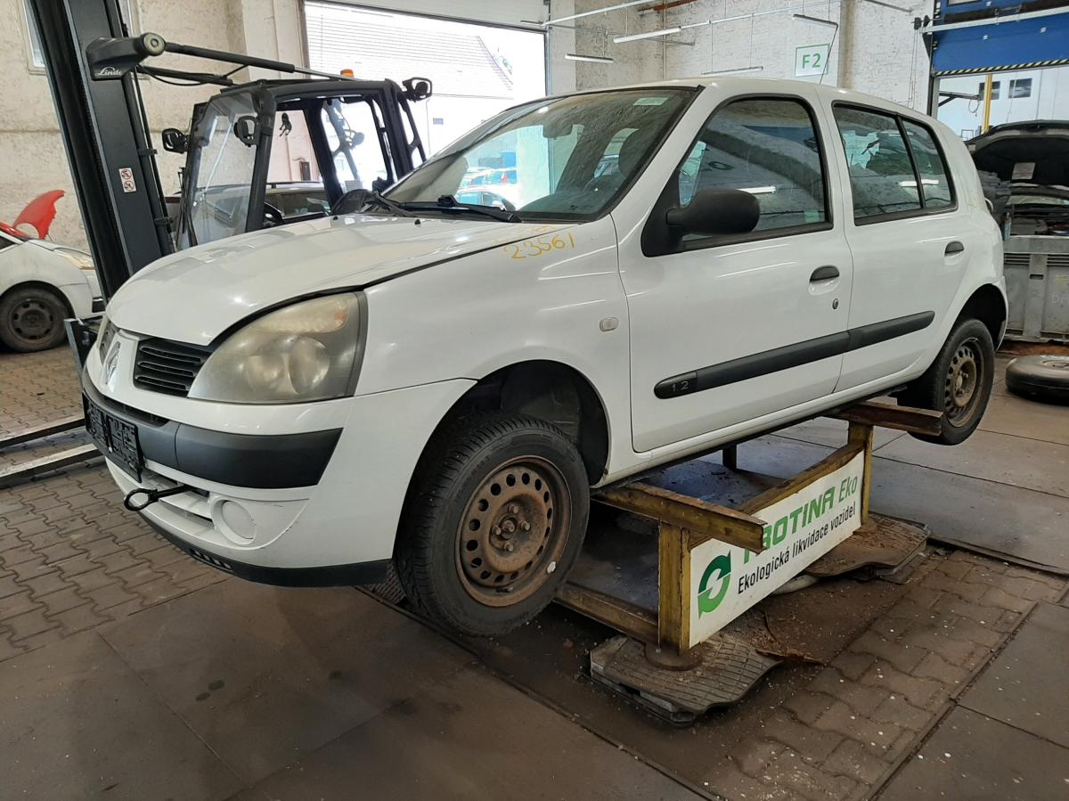 RENAULT CLIO 2005