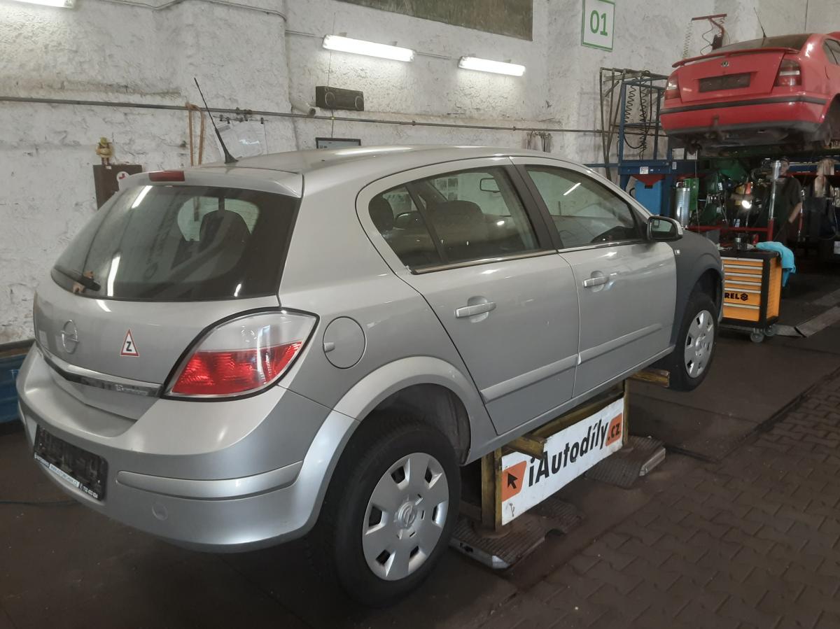 OPEL ASTRA 2004