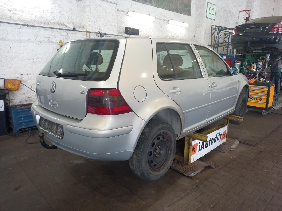 VOLKSWAGEN GOLF 2000