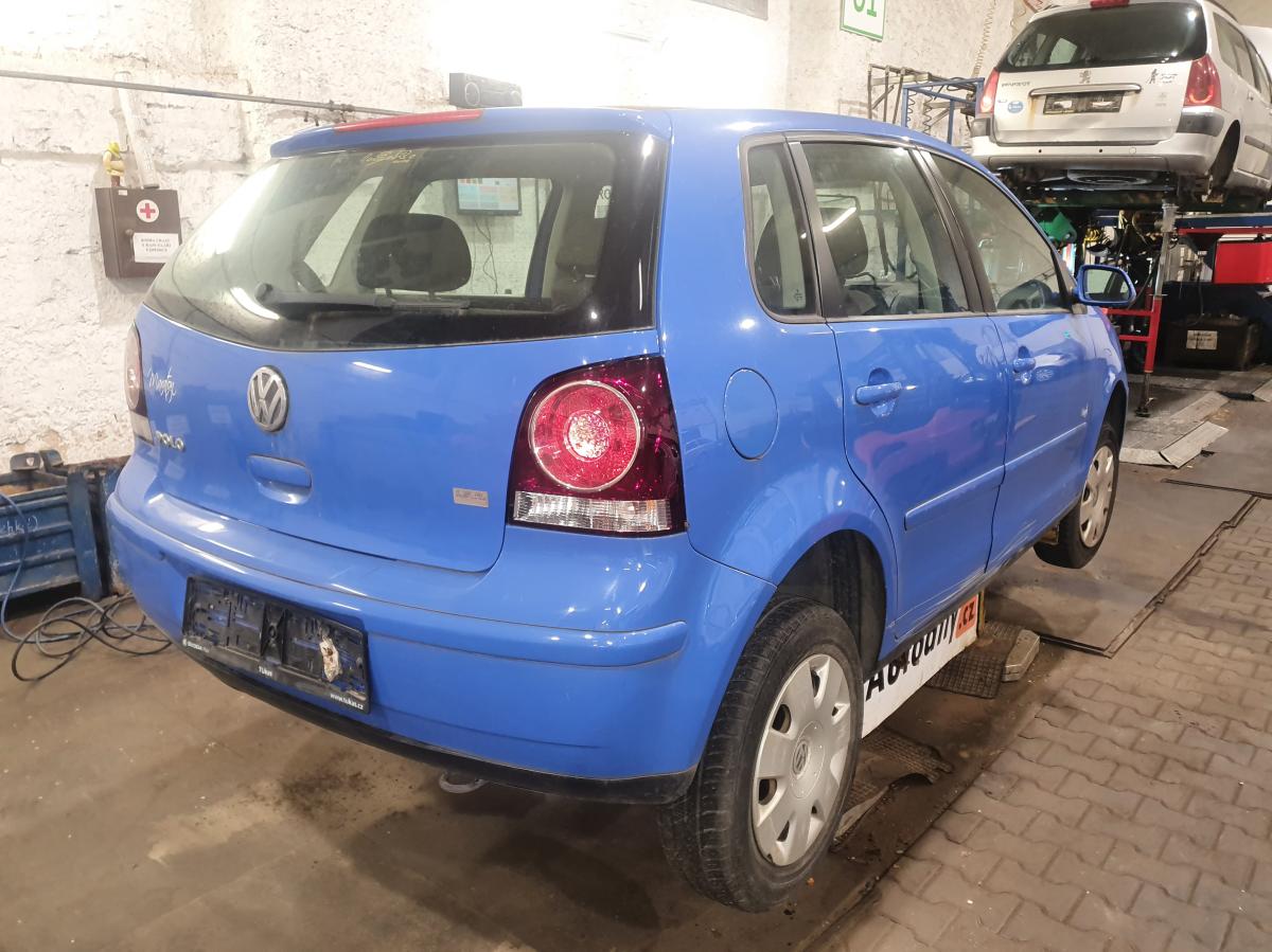 VOLKSWAGEN POLO 2008