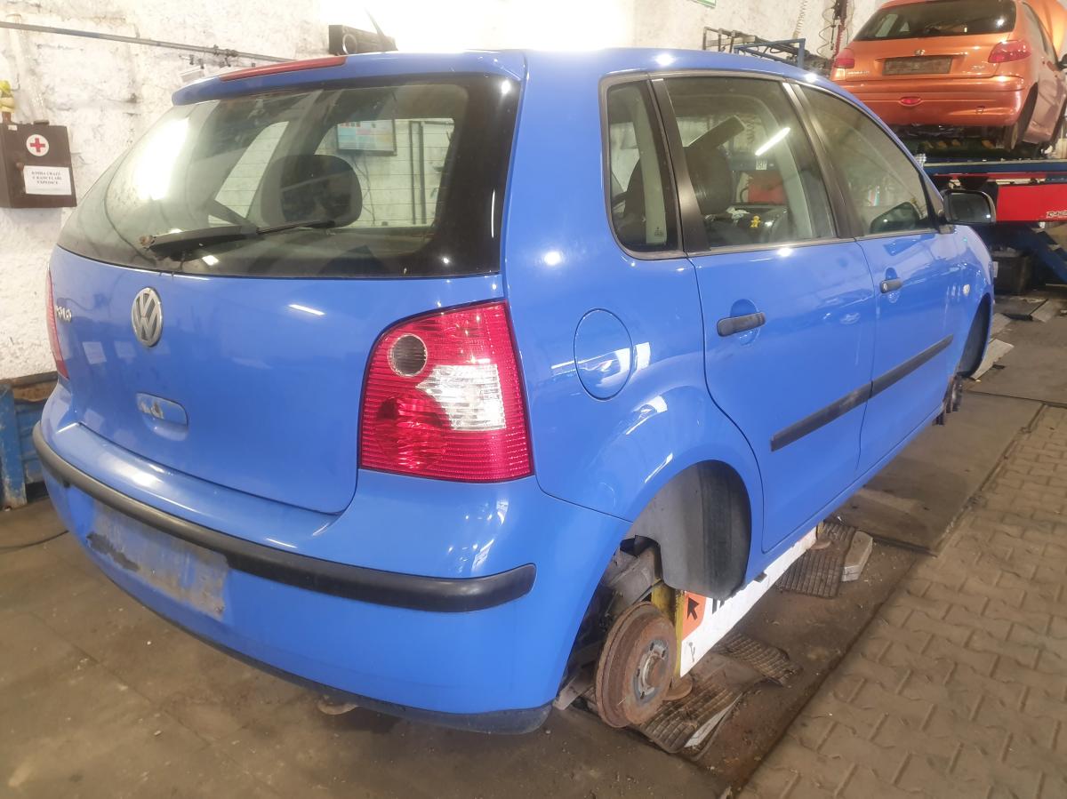 VOLKSWAGEN POLO 2003