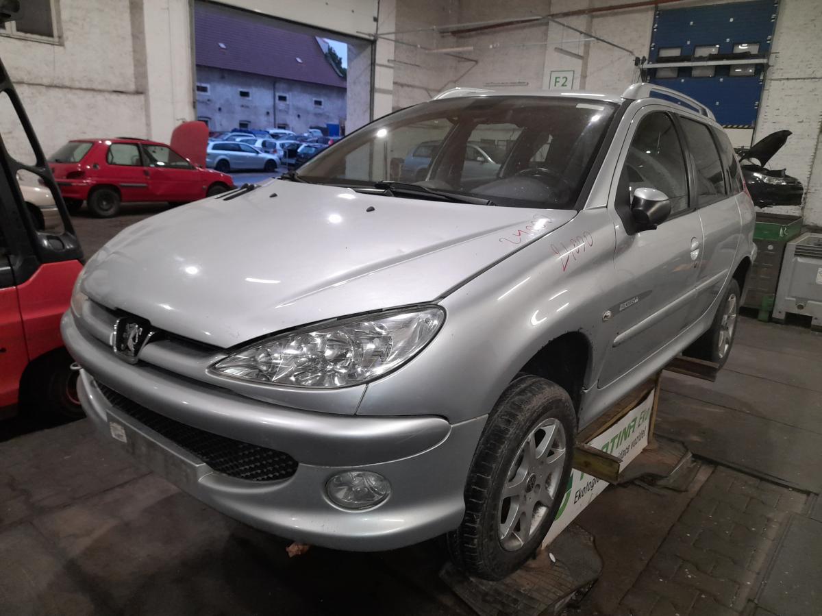 PEUGEOT 206 2005