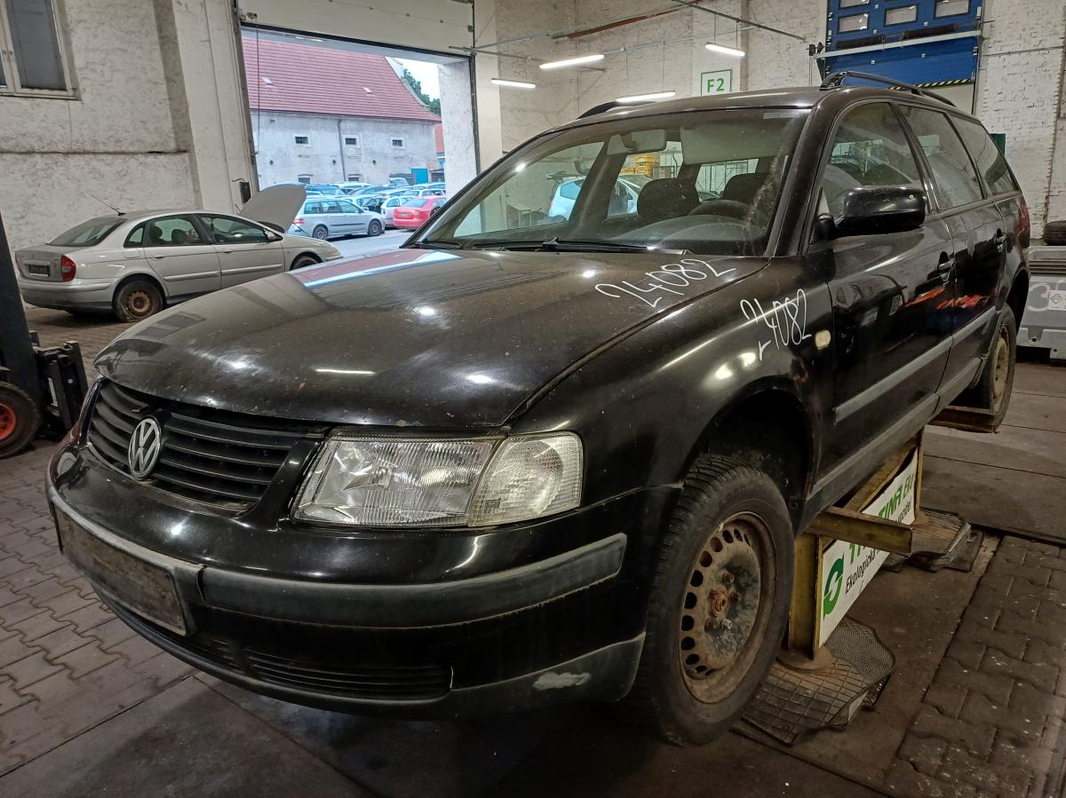 VOLKSWAGEN PASSAT 2000