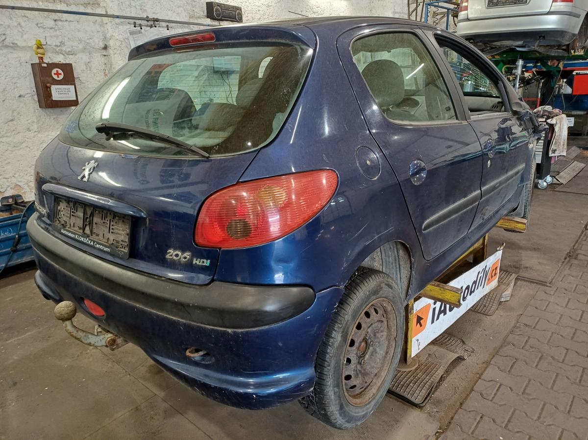 PEUGEOT 206 2004