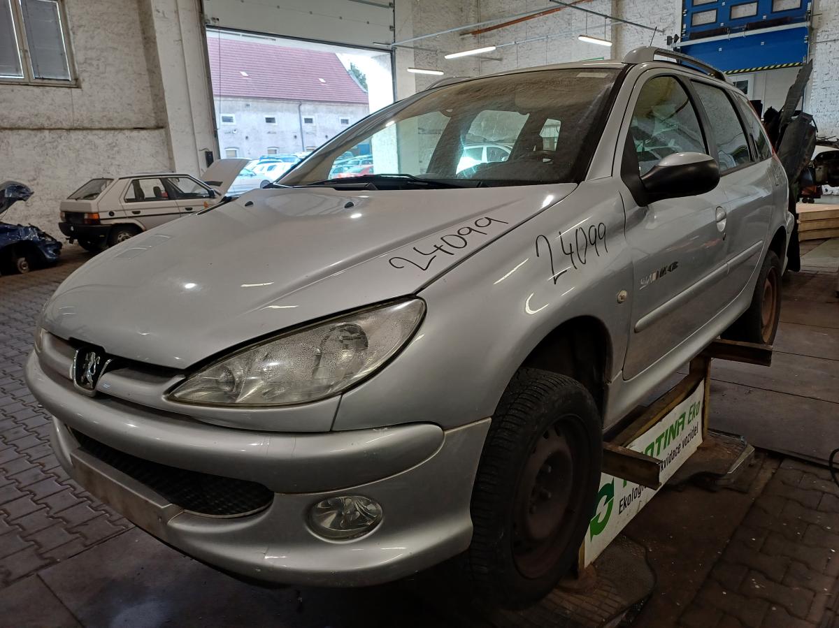 PEUGEOT 206 2006