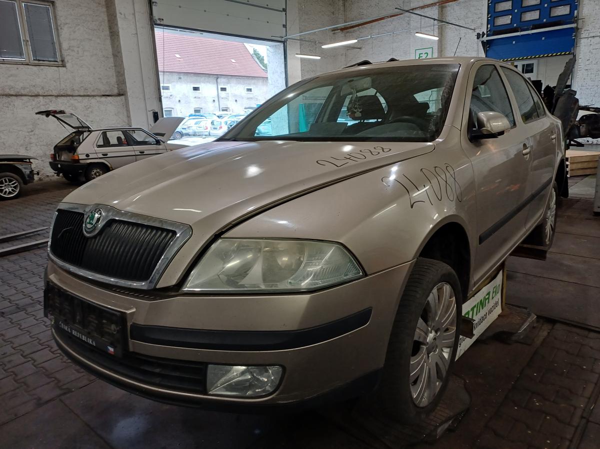 ŠKODA OCTAVIA 2004