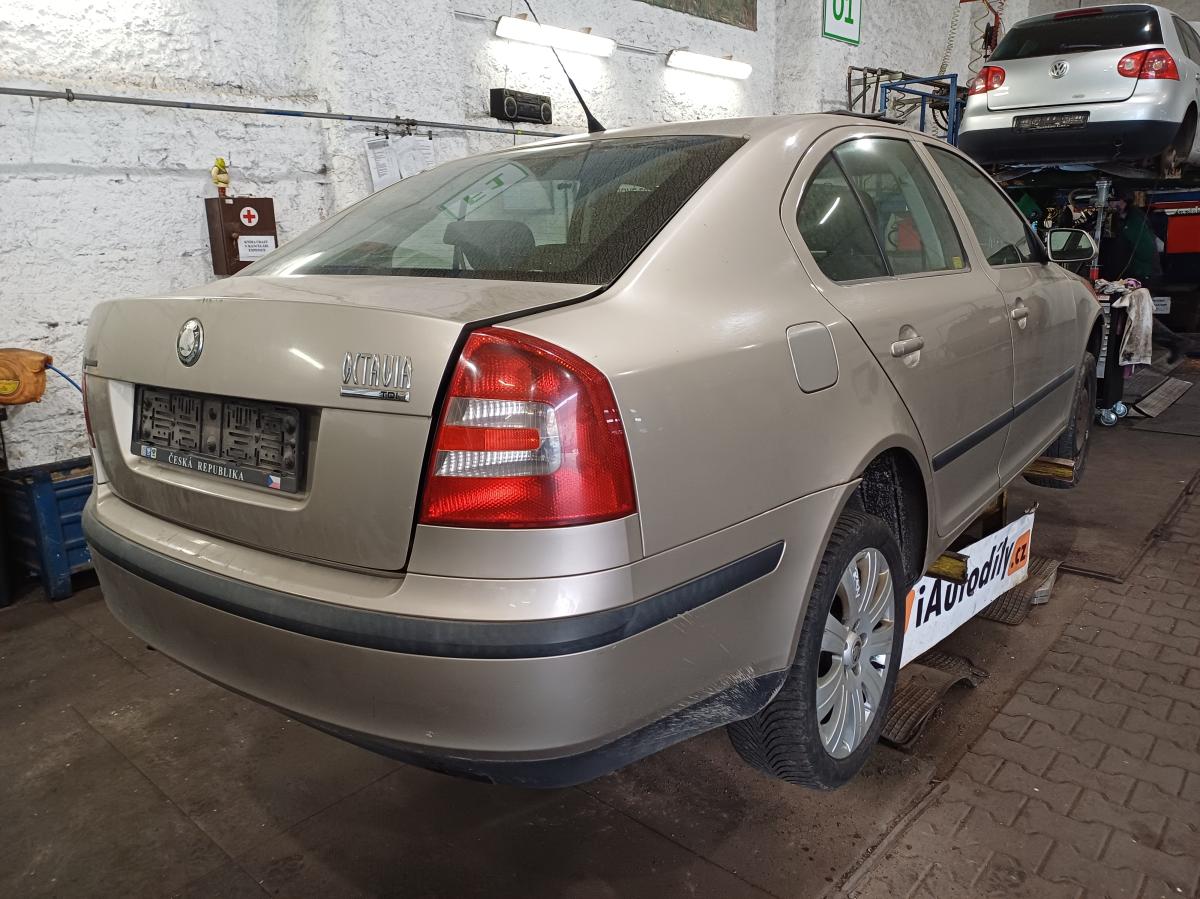 ŠKODA OCTAVIA 2004