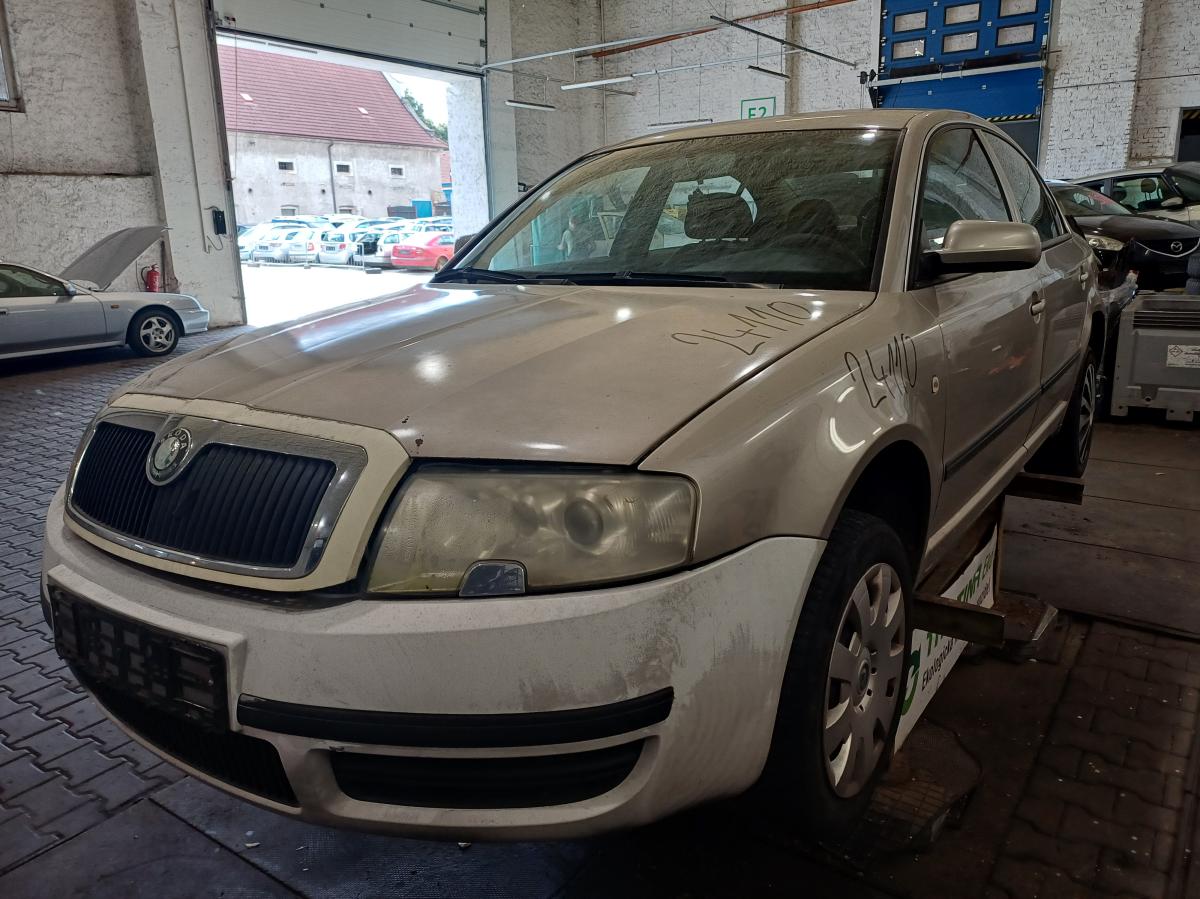 ŠKODA SUPERB 2003