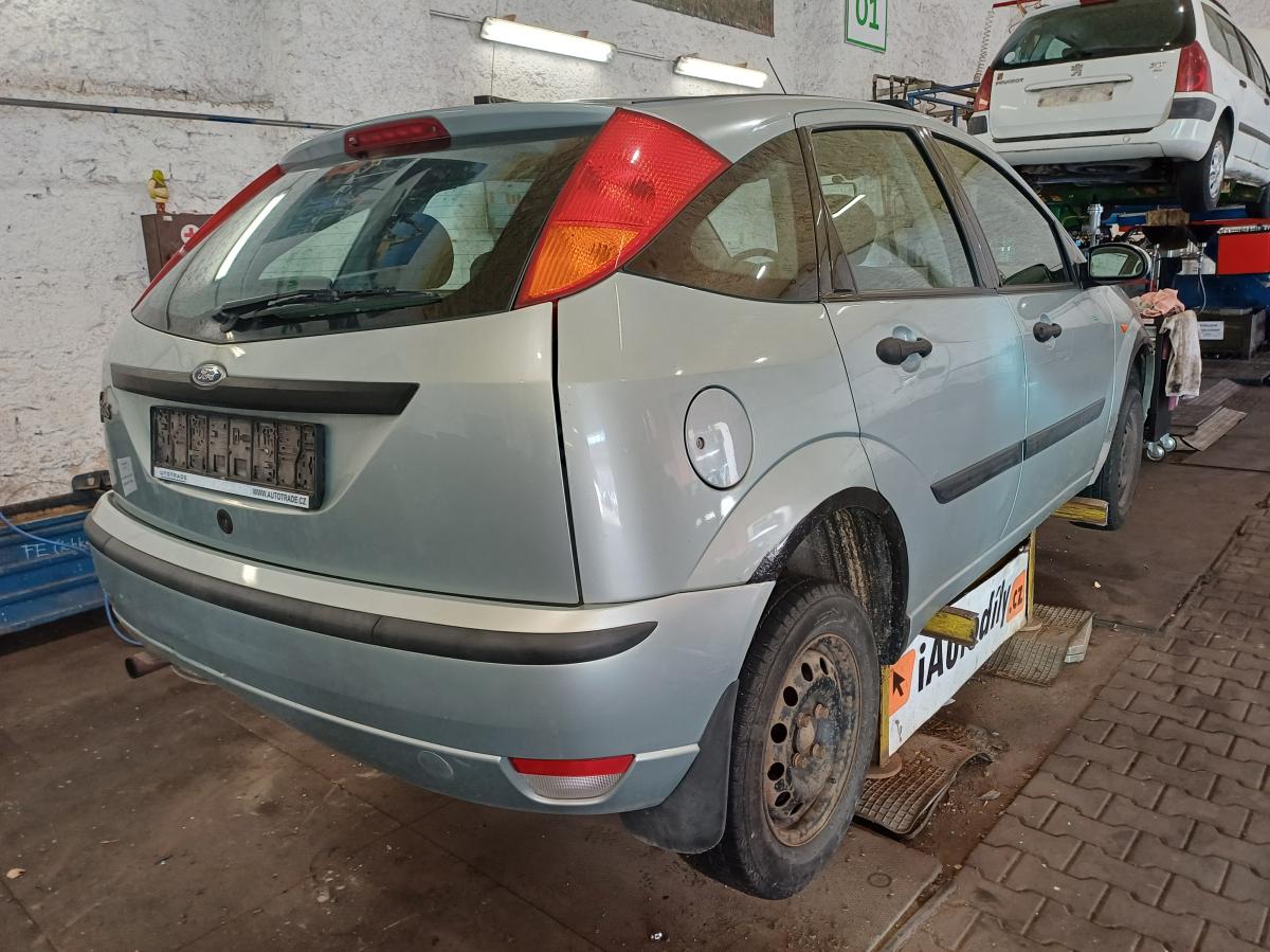 FORD FOCUS 2004