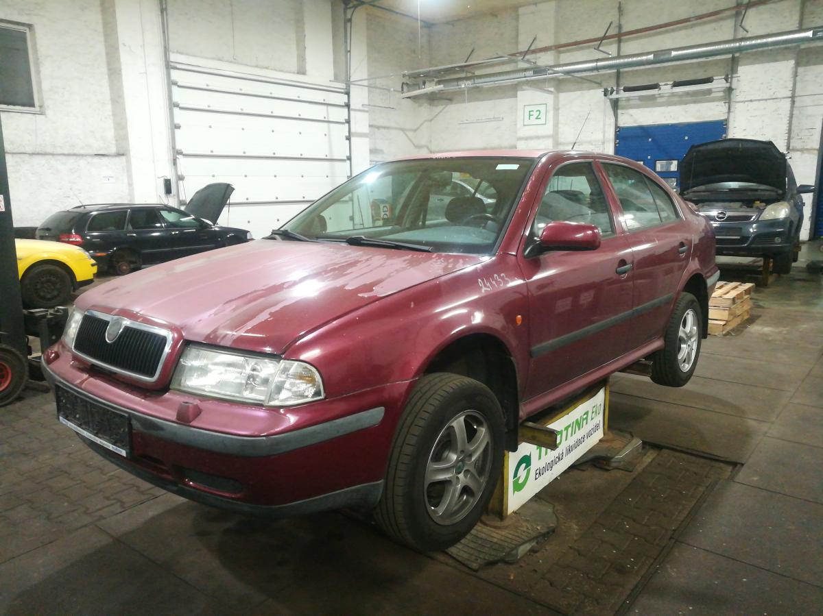 ŠKODA OCTAVIA 1998