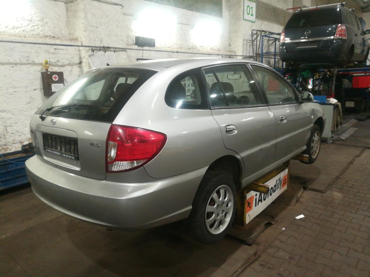 KIA RIO 2003