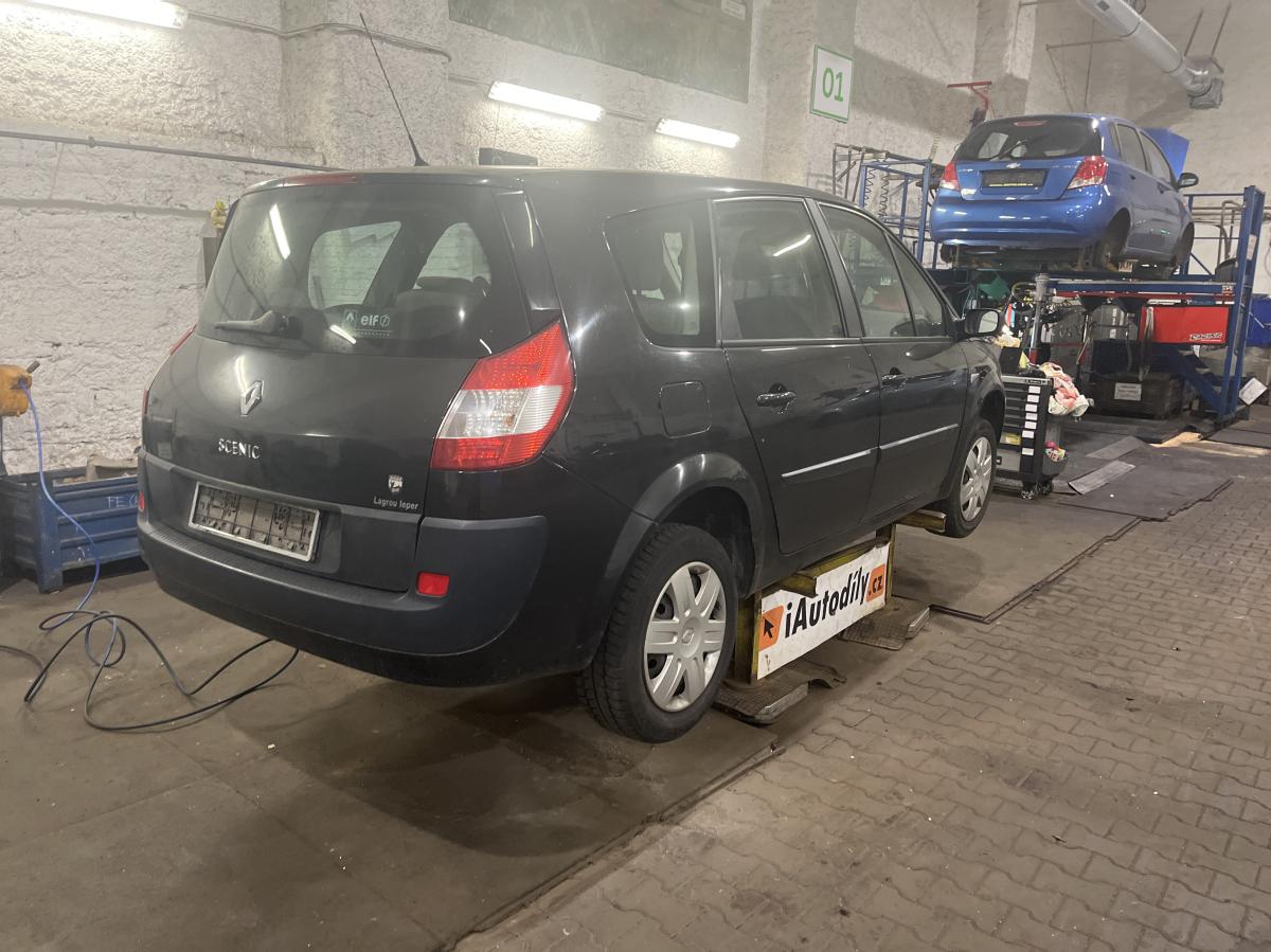 RENAULT SCENIC 2005