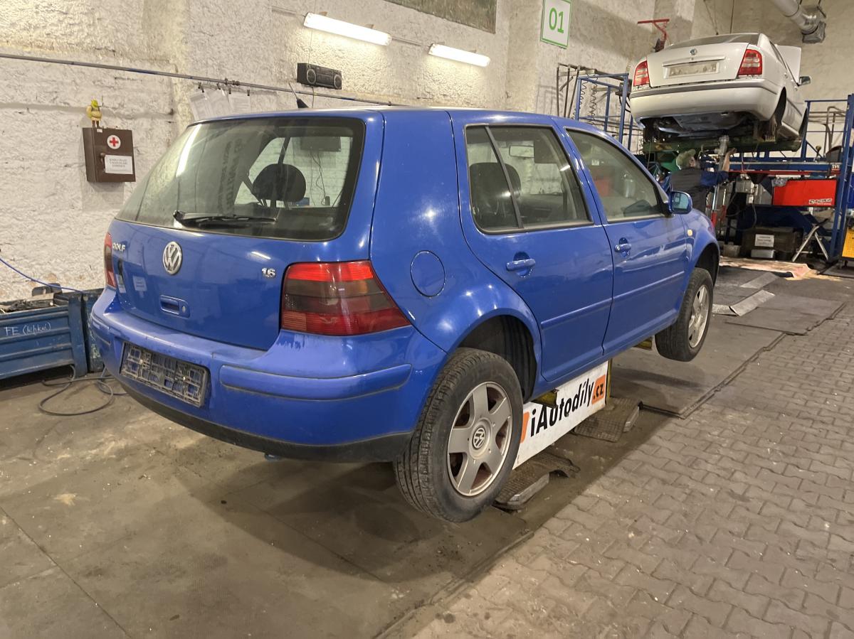 VOLKSWAGEN GOLF 1999