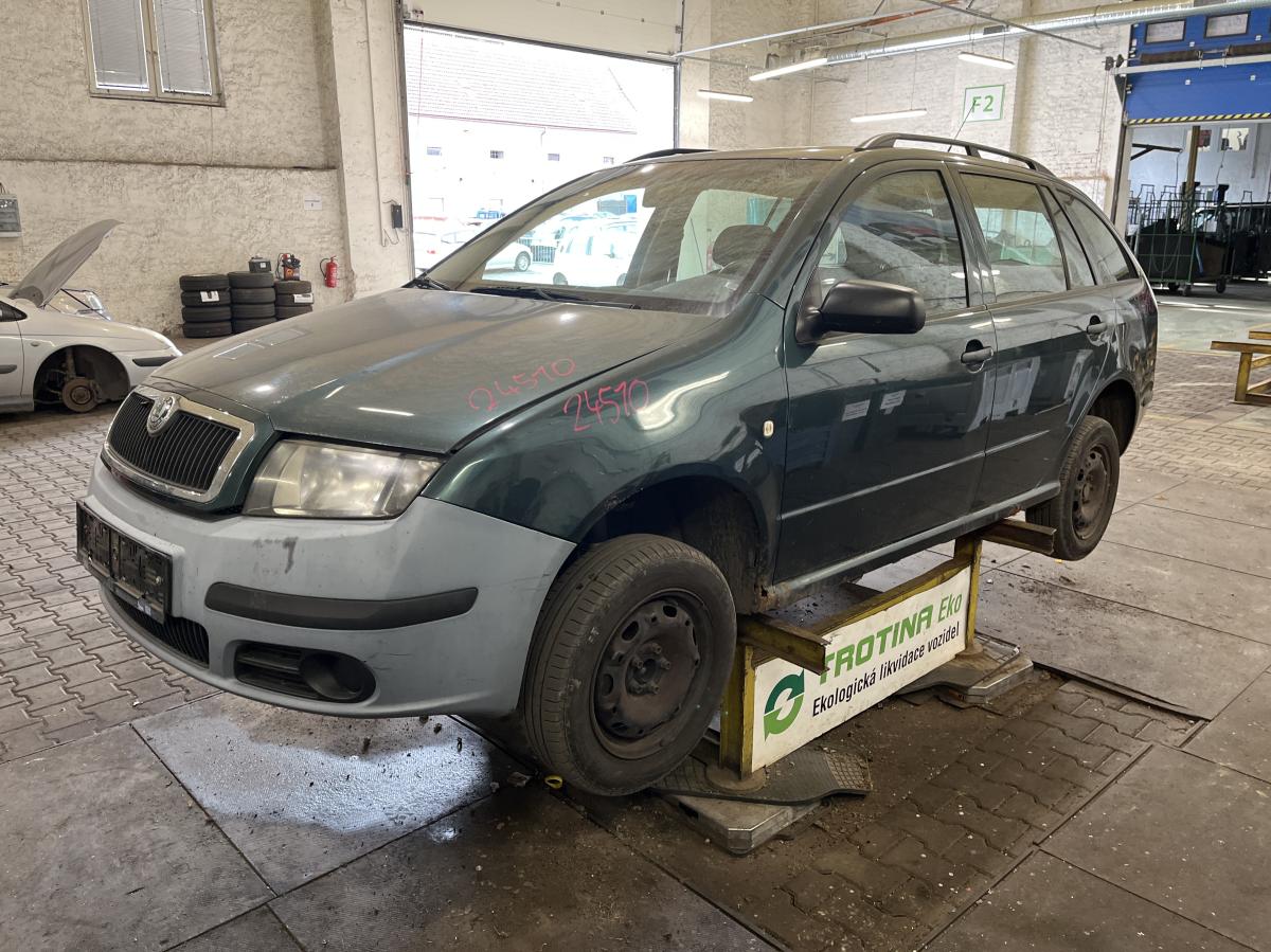 ŠKODA FABIA  2005