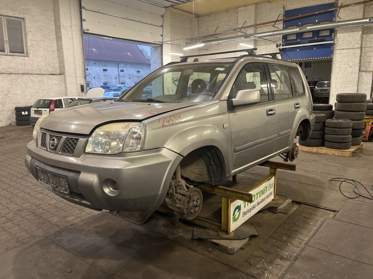 NISSAN X-TRAIL 2004