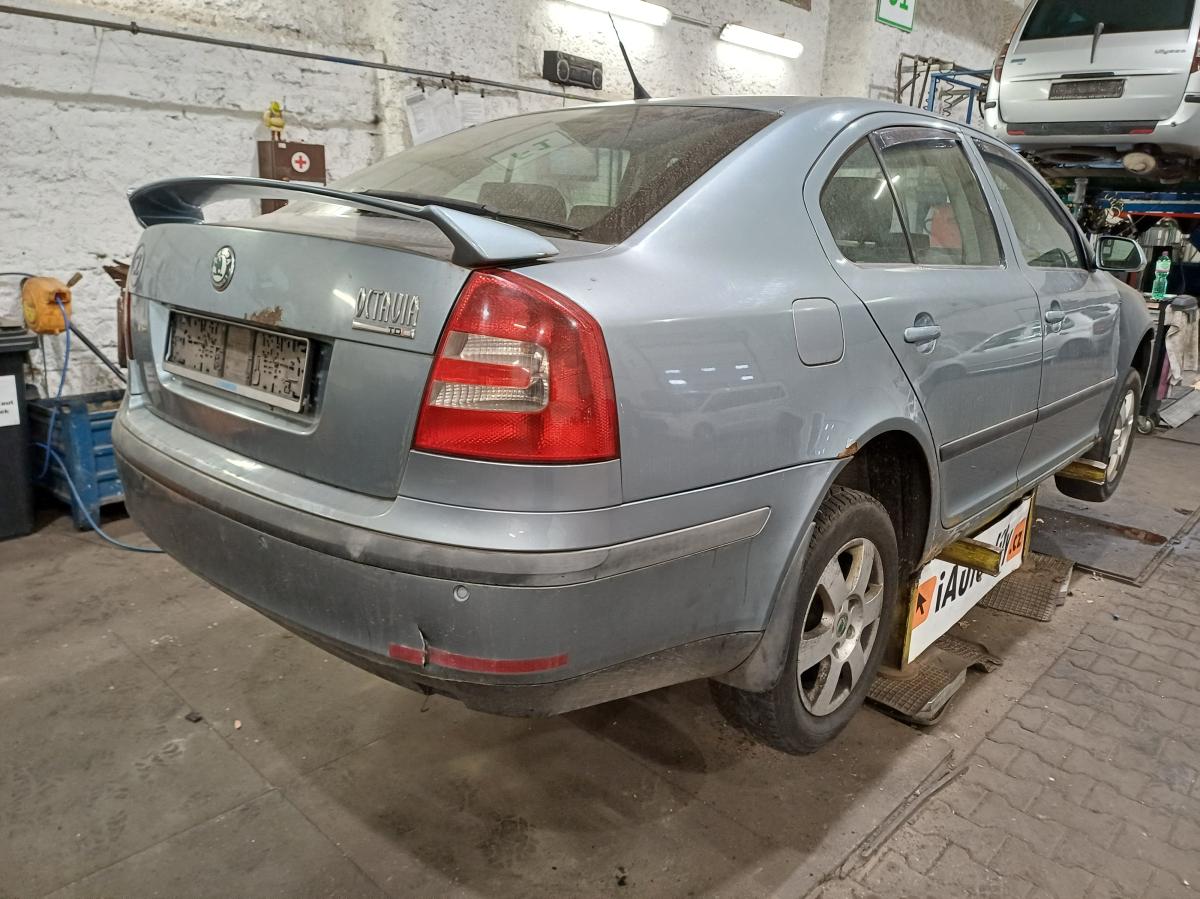 ŠKODA OCTAVIA 2 2004