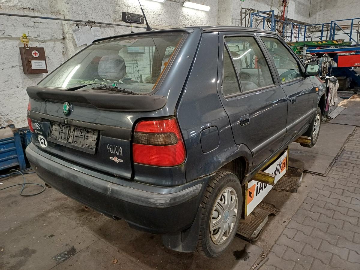 ŠKODA FELICIA 2000