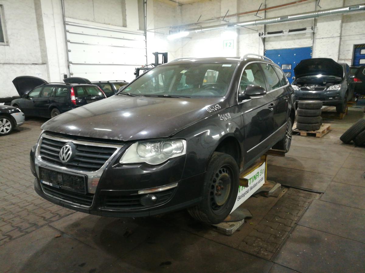 VOLKSWAGEN PASSAT 2005