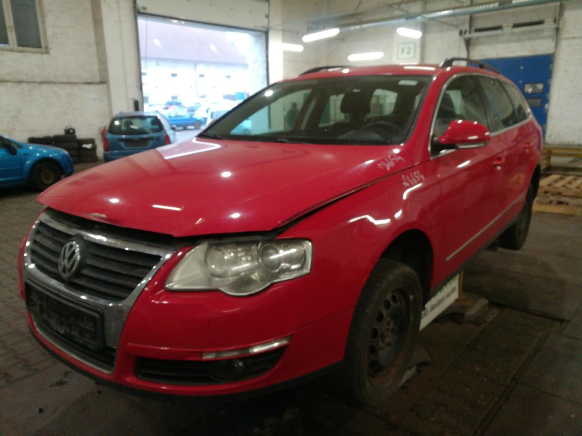 VOLKSWAGEN PASSAT  2007