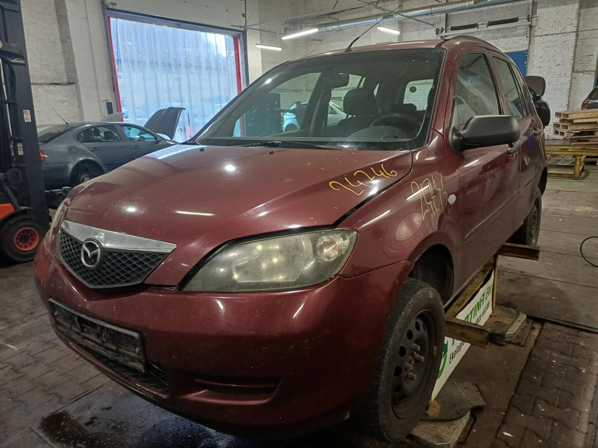 MAZDA 2 2004