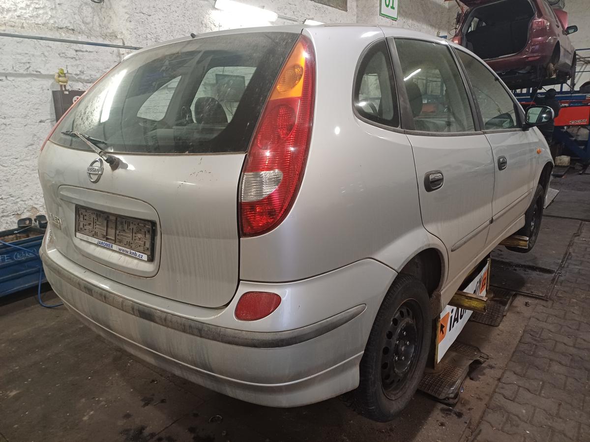 NISSAN ALMERA TINO 2004