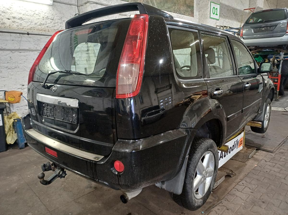 NISSAN X-TRAIL 2004