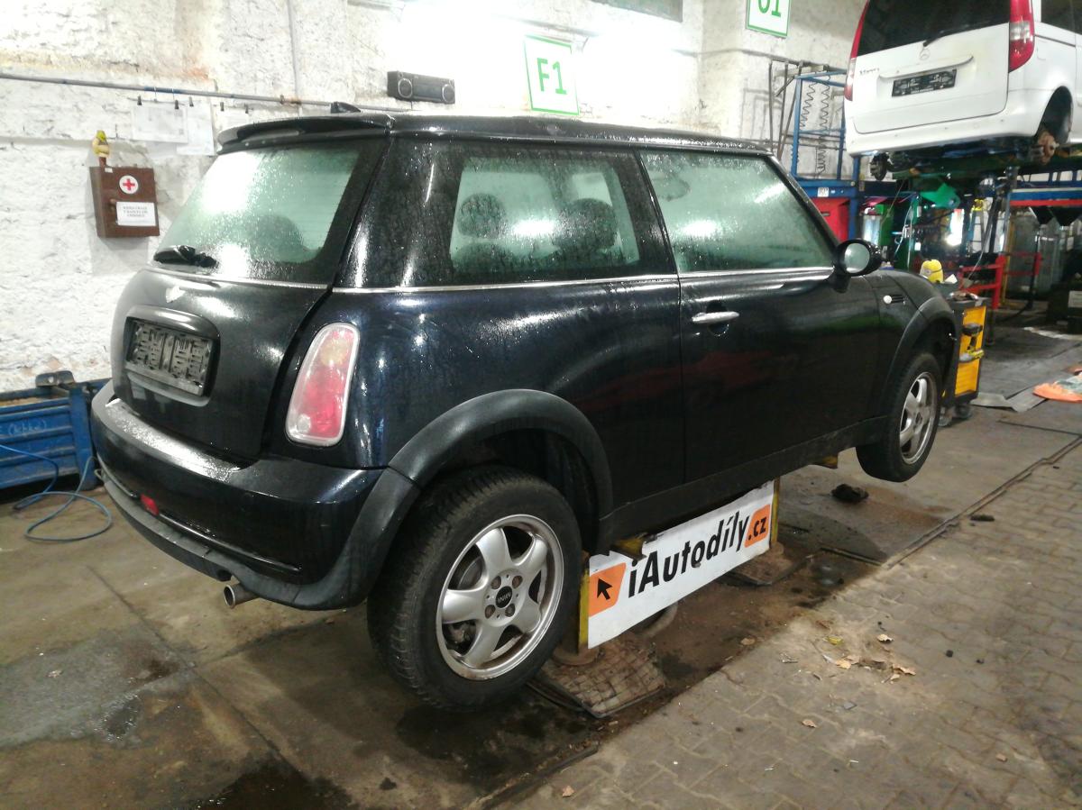 MINI ONE 2006