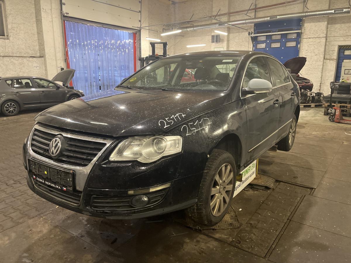 VOLKSWAGEN PASSAT 2010