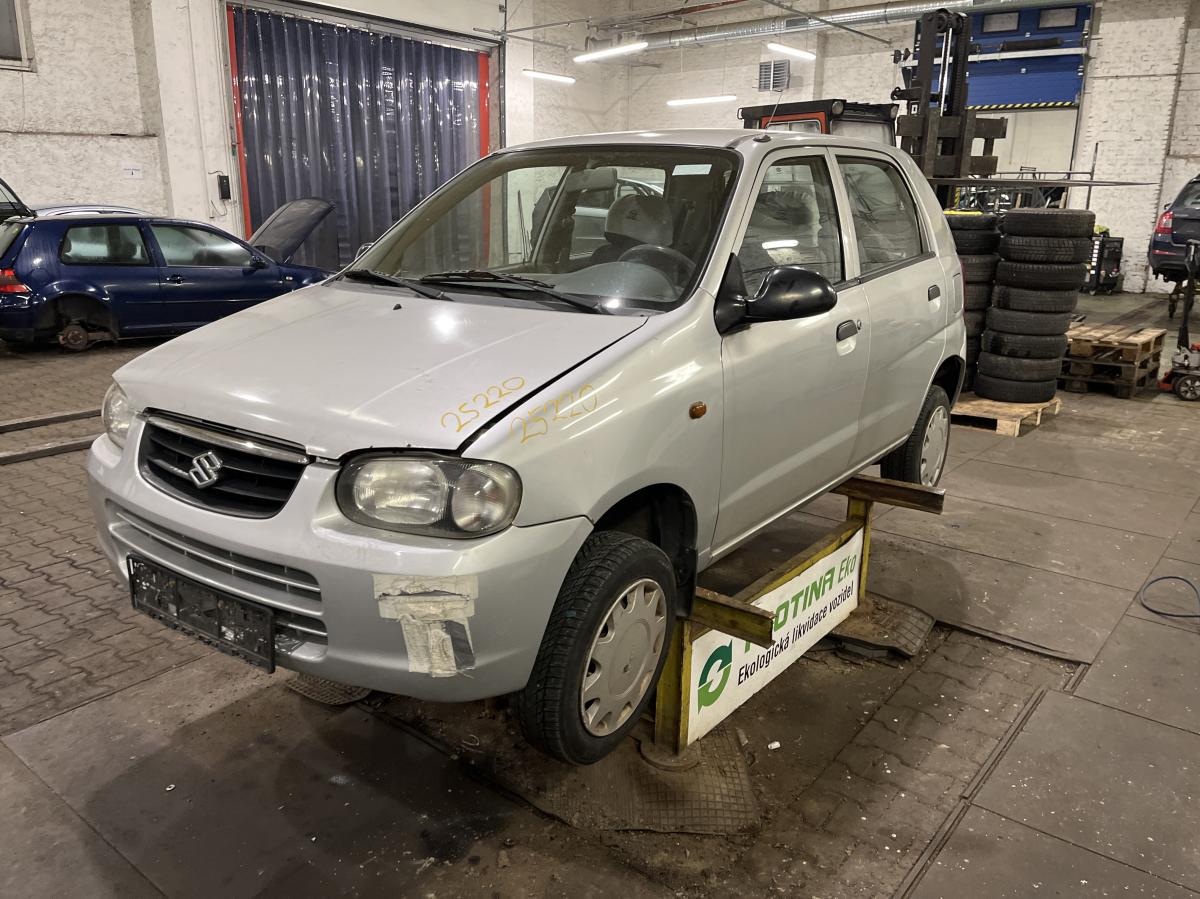 SUZUKI ALTO 2004