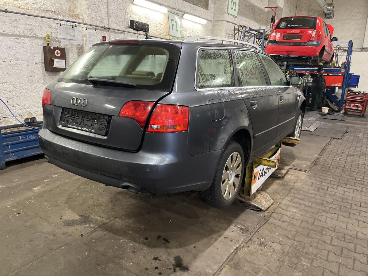 AUDI  A4  2005