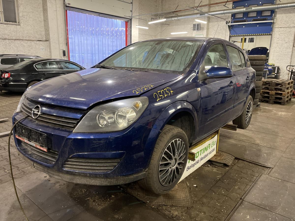 OPEL ASTRA  2004