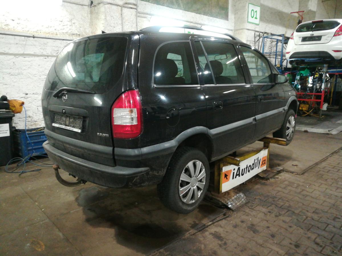 OPEL ZAFIRA  2003