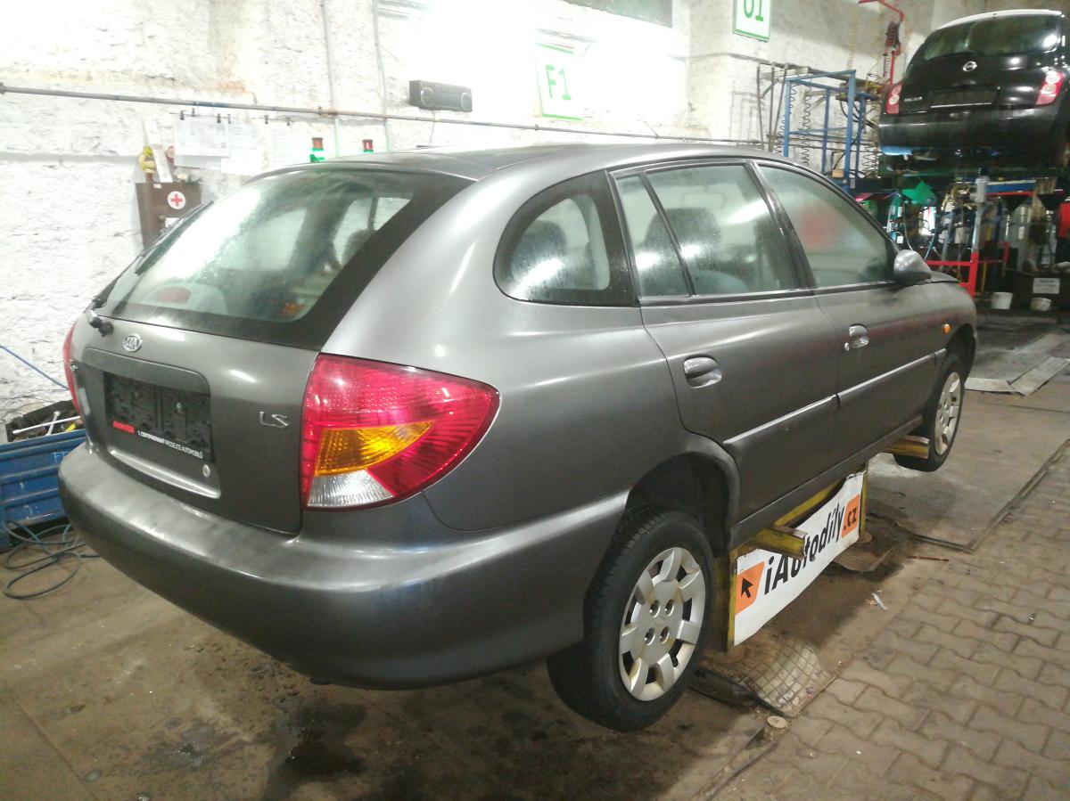 KIA RIO 2002