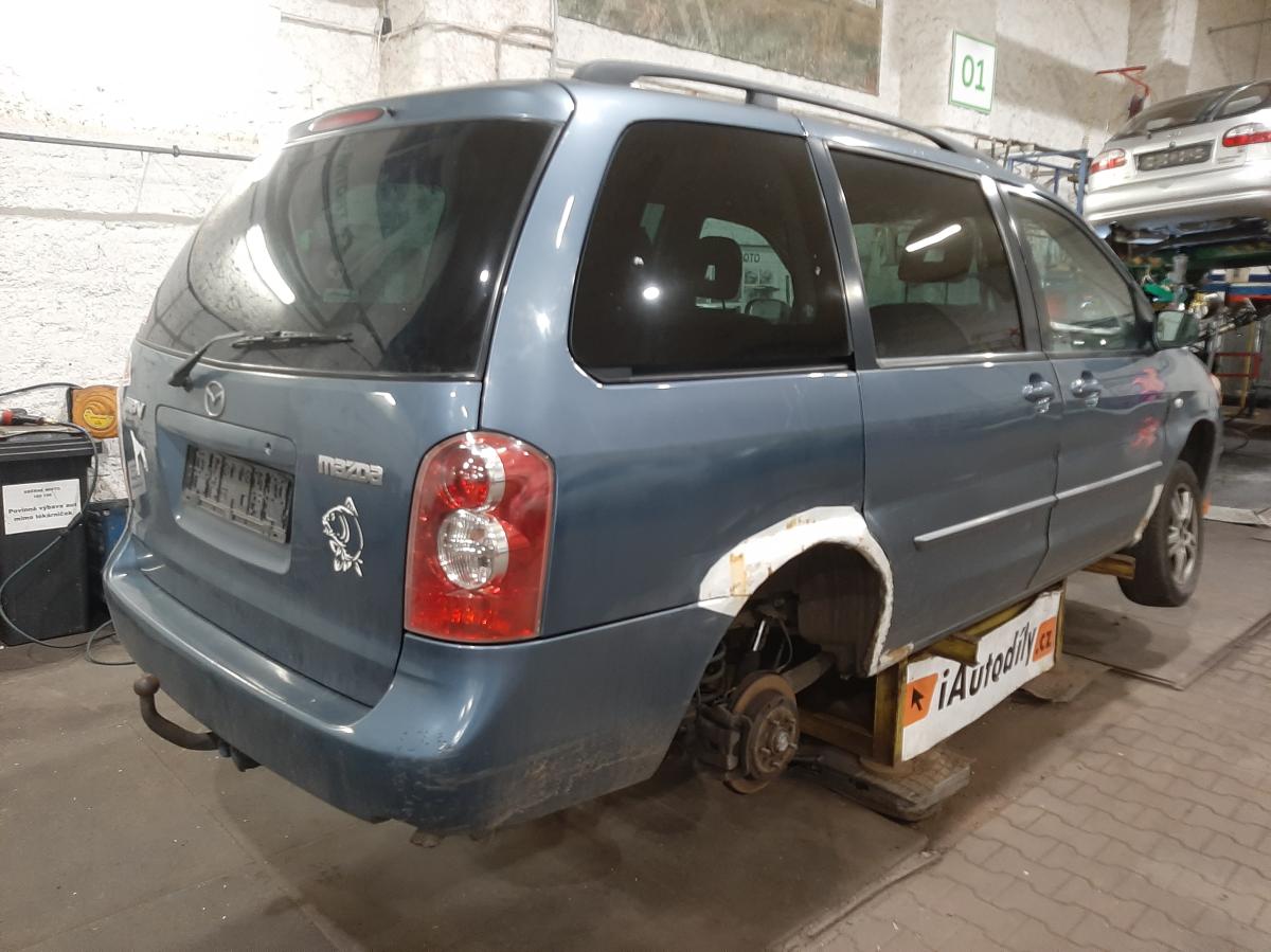 MAZDA MPV 2004