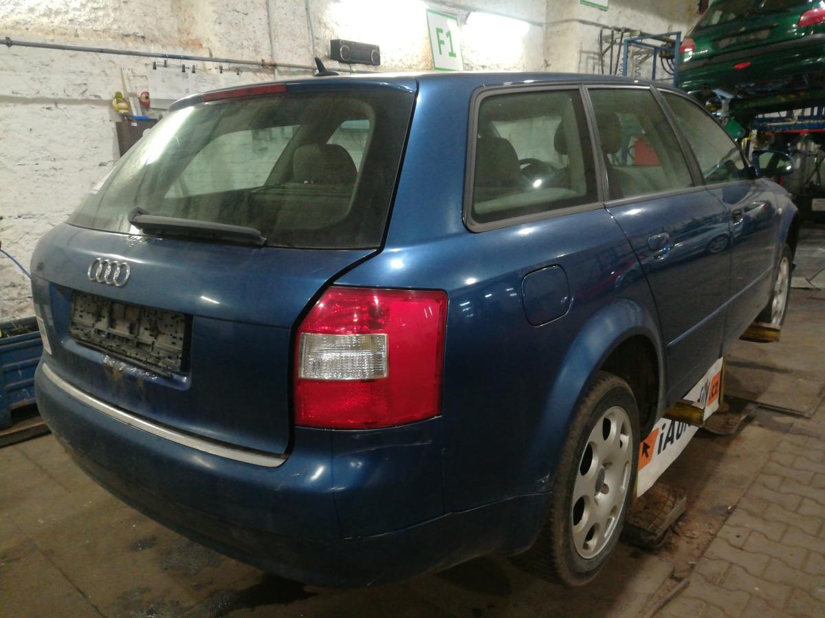 AUDI A4  2004