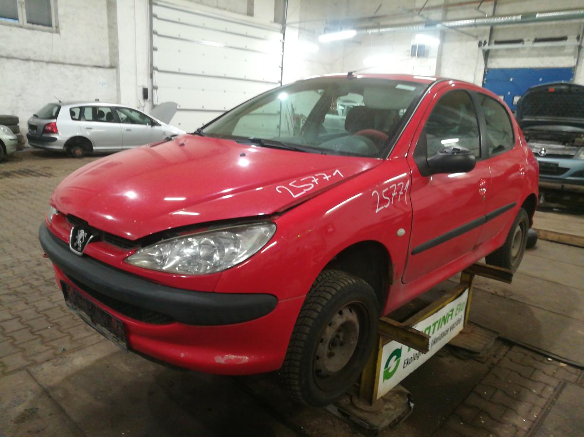 PEUGEOT 206 2003