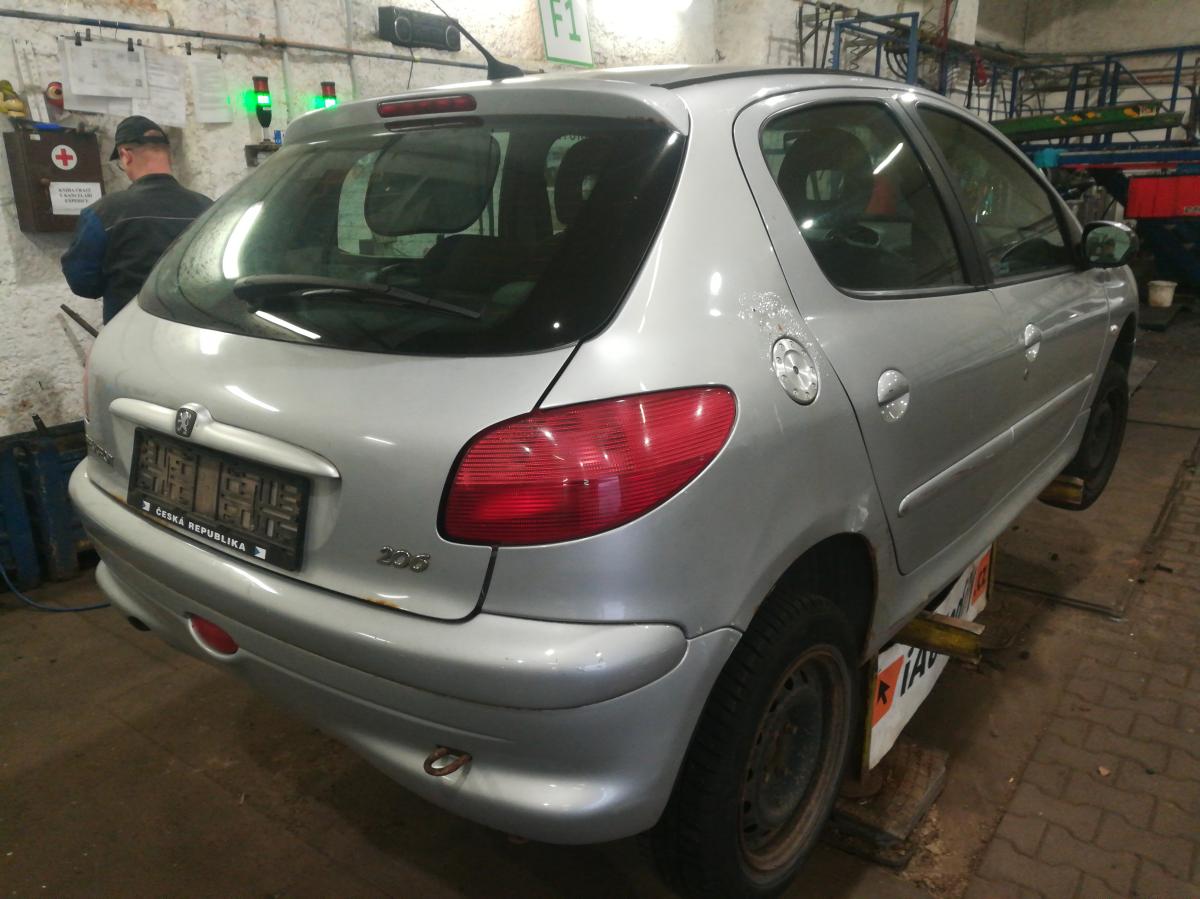 PEUGEOT 206 2008