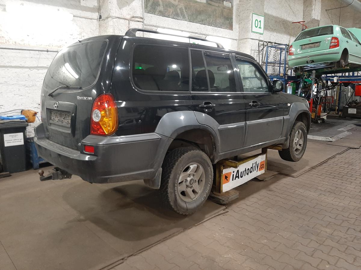 HYUNDAI TERRACAN 2004