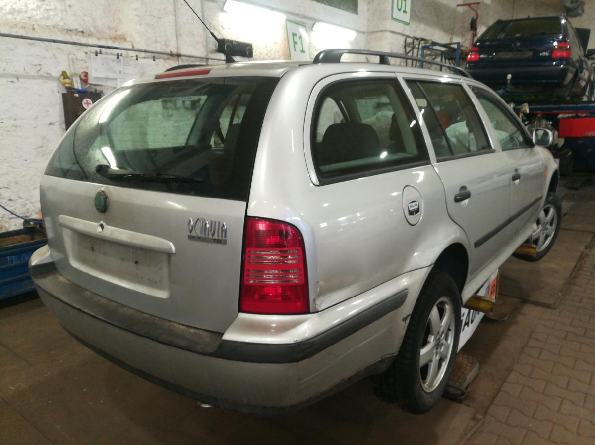 ŠKODA OCTAVIA  2000