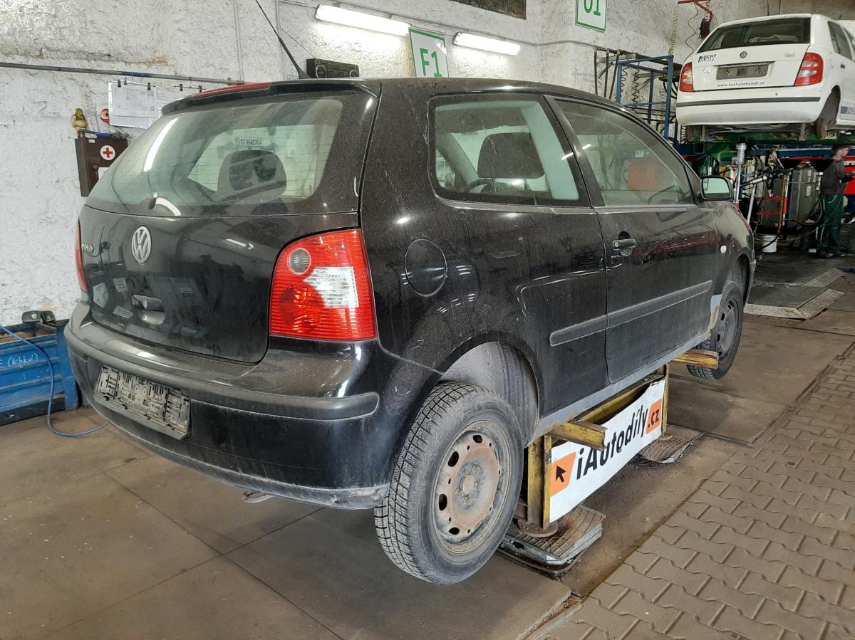 VOLKSWAGEN POLO 2003