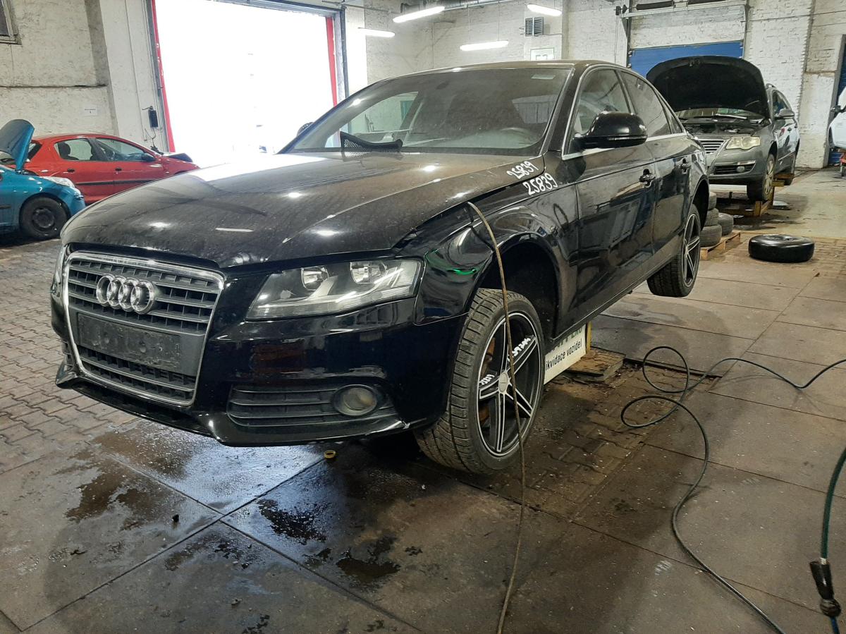 AUDI A4 2008