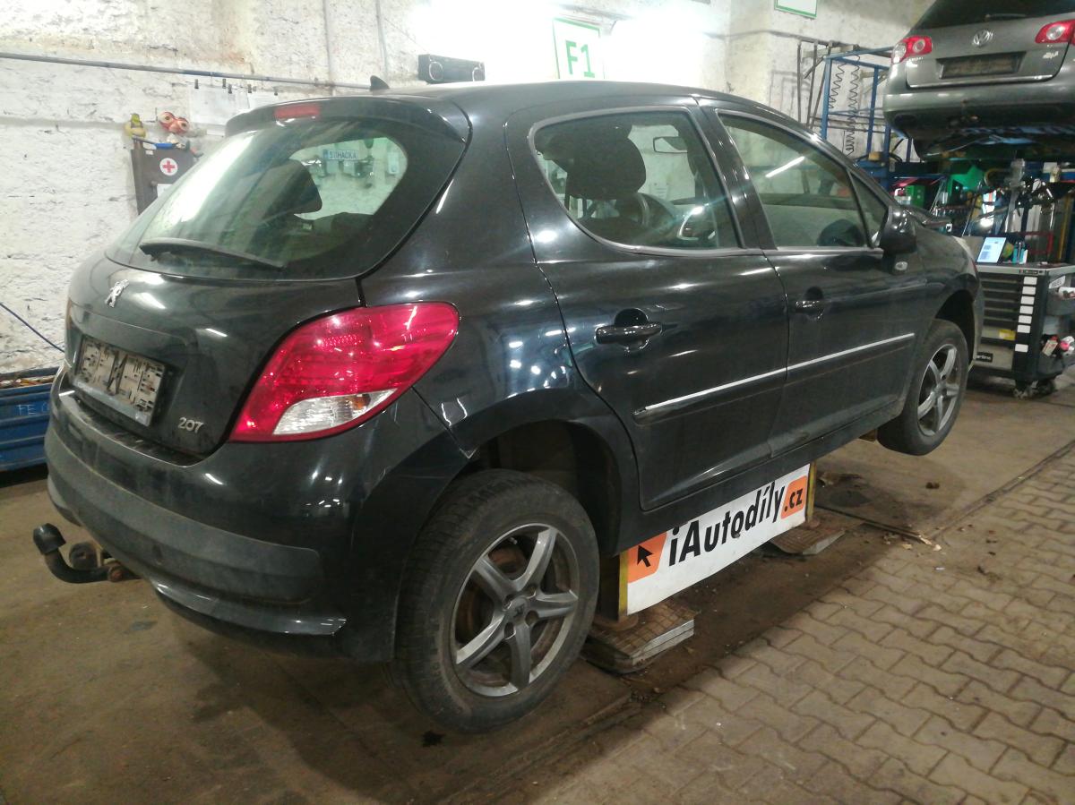 PEUGEOT 207 2011