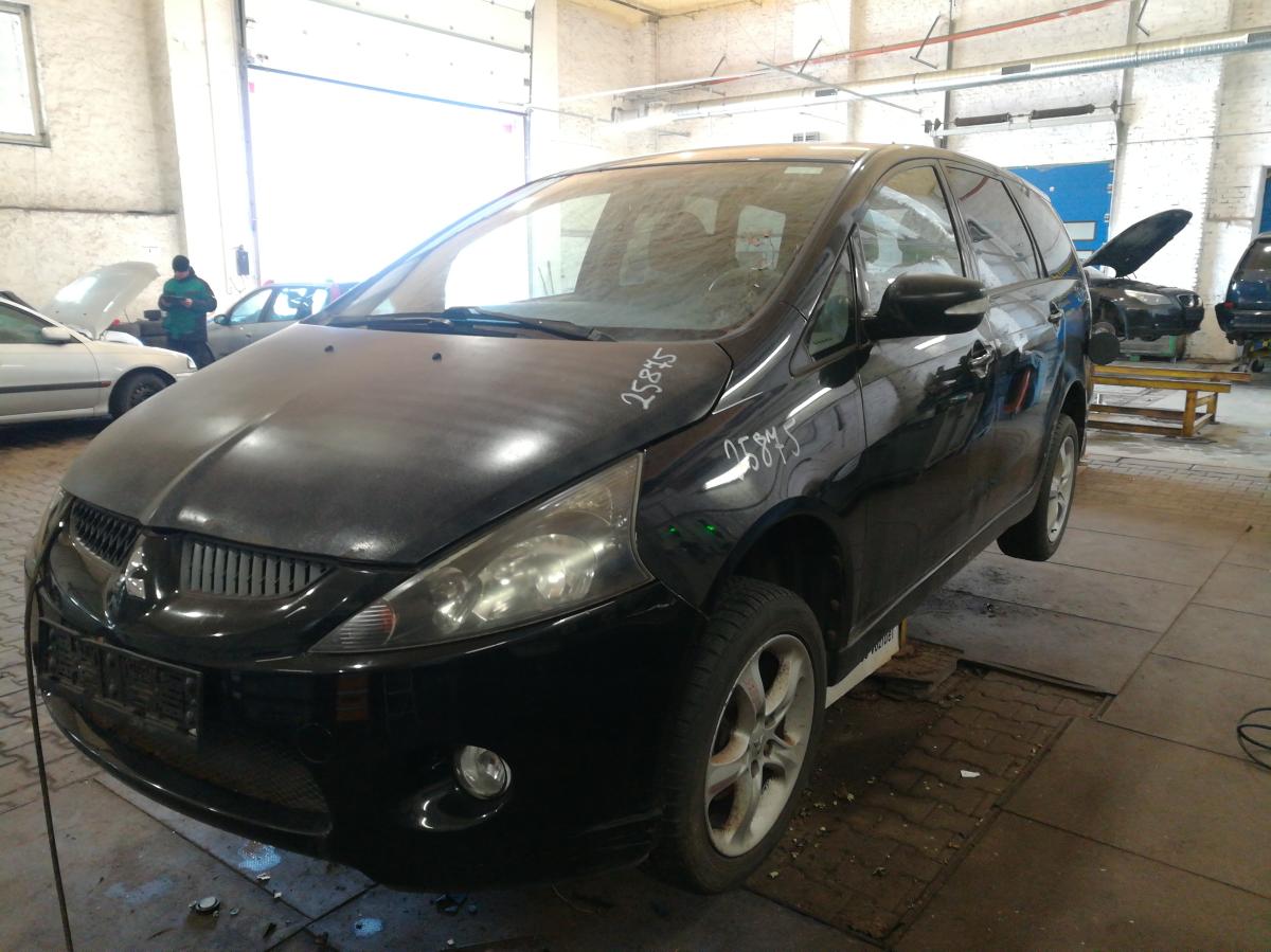 MITSUBISHI GRANDIS 2005