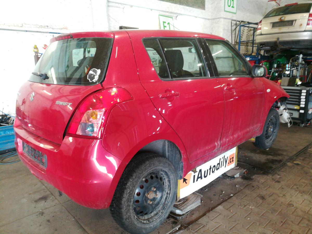 SUZUKI SWIFT 2009