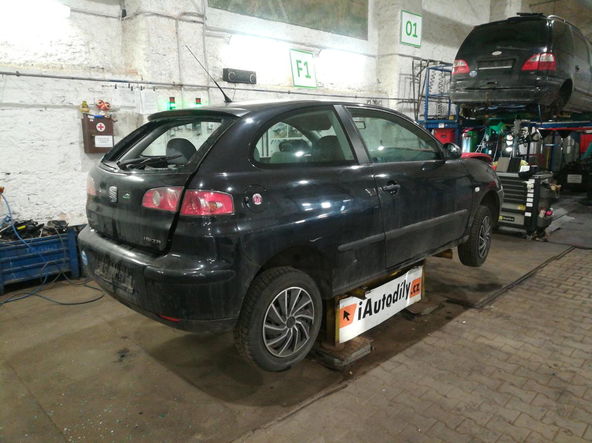 SEAT IBIZA 2004