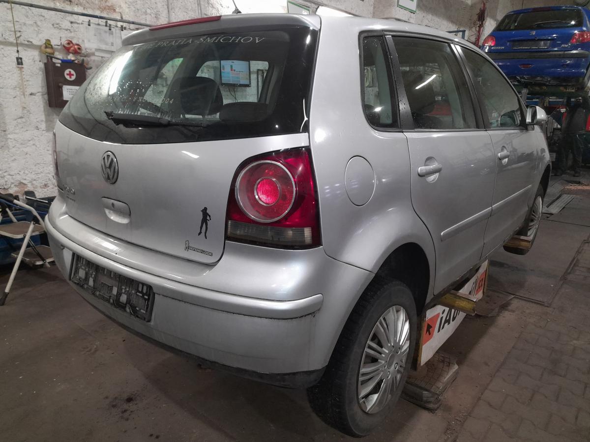 VOLKSWAGEN POLO 2005